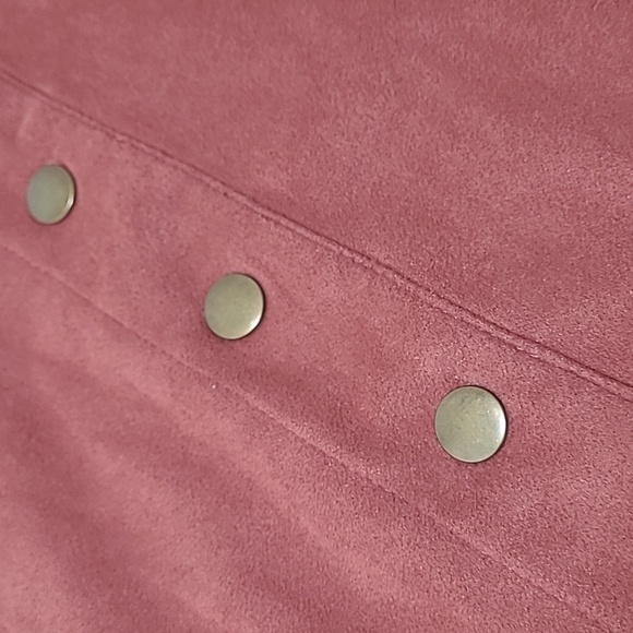 HYFVE A-Line Faux Suede Decorative Snap Side Zip Mini Skirt Size Extra Small - Picture 9 of 10